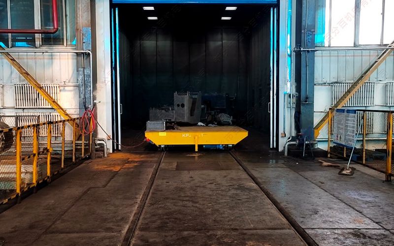 有軌電動平板車的電池壽命是多久？