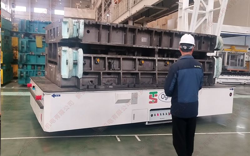 模具廠裝備的40噸載重無軌電動平車